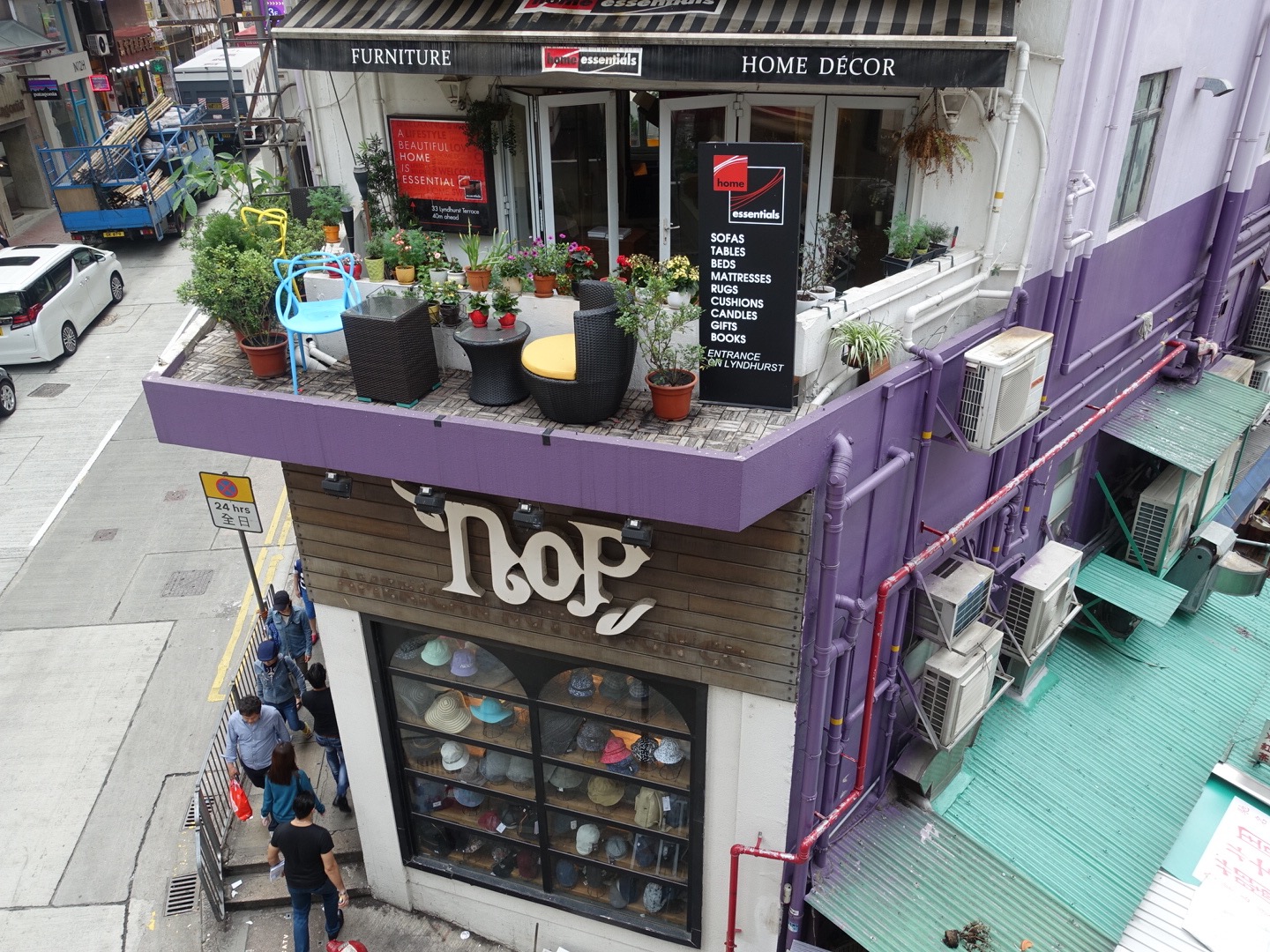 プライオリティー・パスで桃園国際空港にある24時間営業「Plaza Premium Lounge」を深夜3時に利用しました。