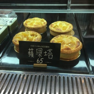 台湾人って給料どのくらいもらっているの？台湾もなかなかのブラックぶりで泣けます。