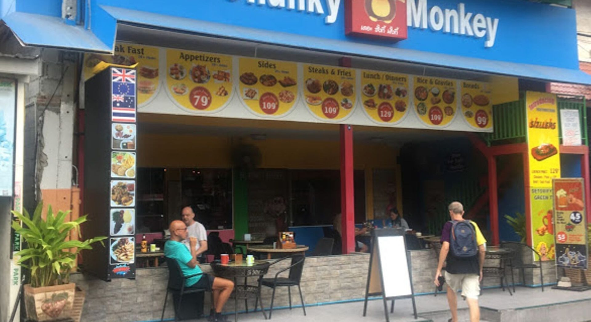 タイ・パタヤのレストランで働くタイ人女性の給料の話