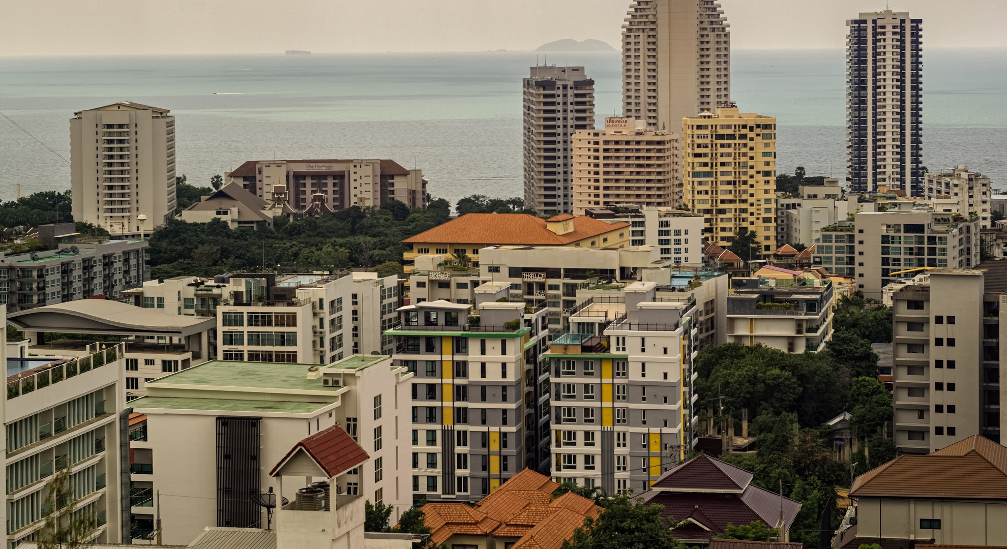 またまたまた再ロックダウン開始。悲しいので2019年の元旦のパタヤの紹介をします。あのパタヤは何処へ・・・