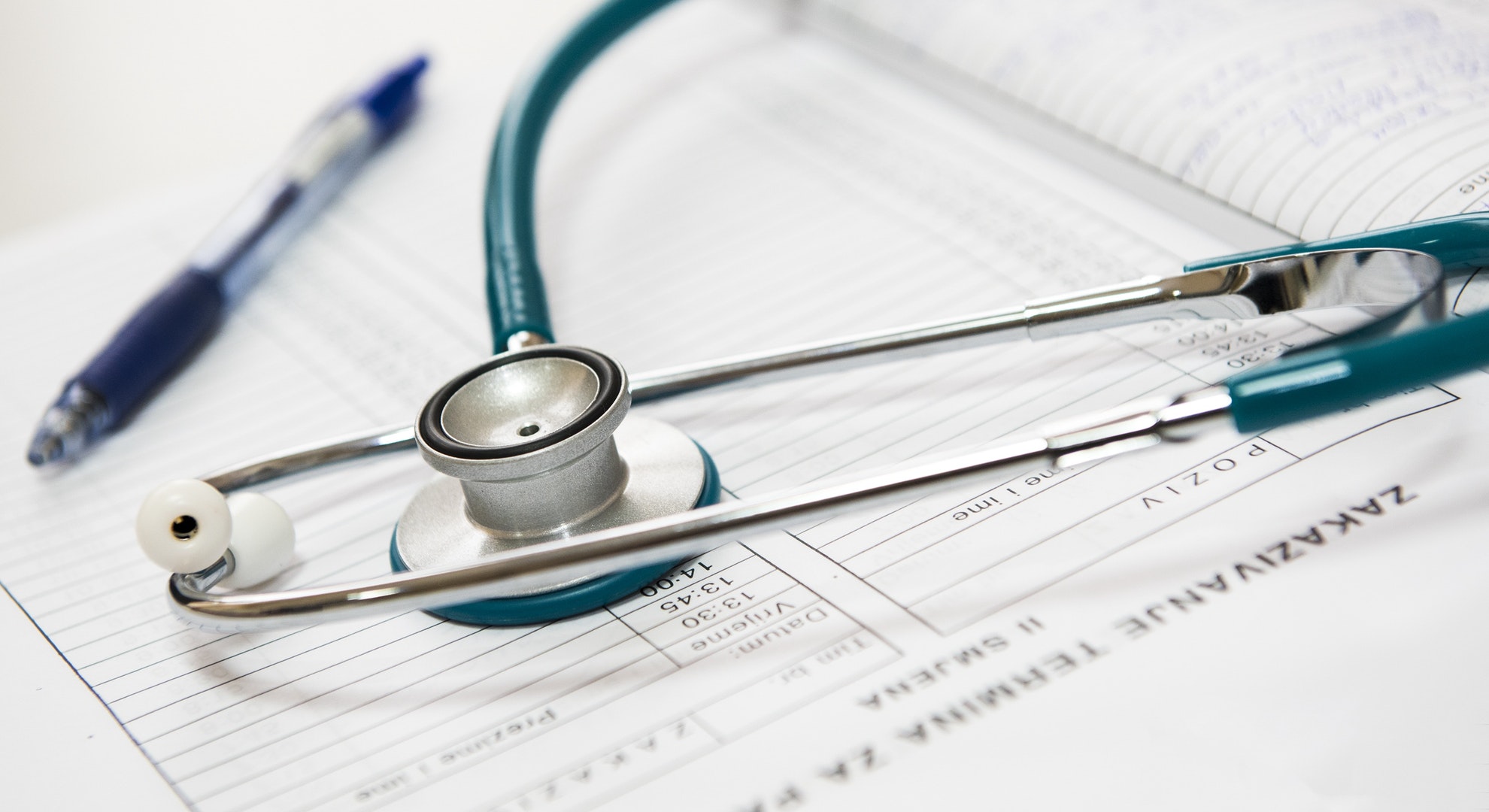 【海外セミリタイア】【医療】日本で健康診断を受けました。初胃カメラ・・・・くっ苦しいいいい