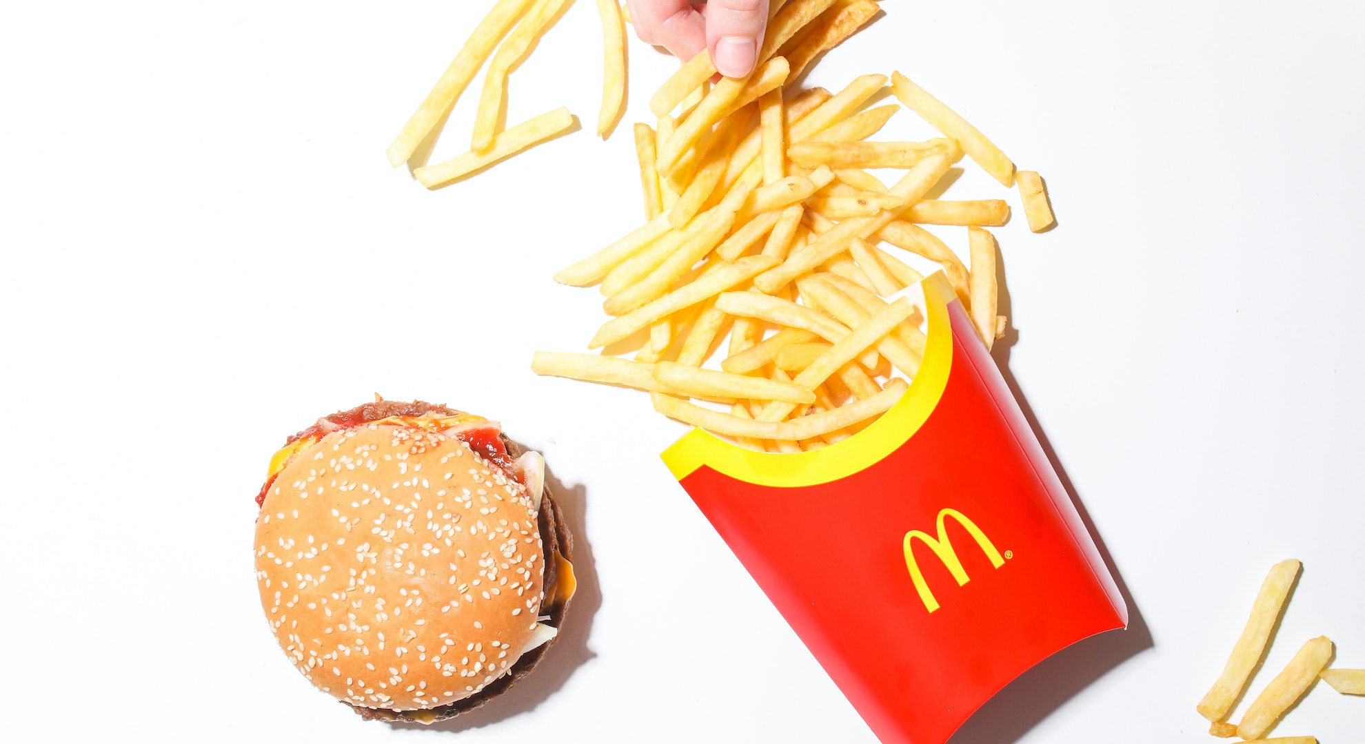 【コラム】インフレの波でマック大幅値上げ、ウーバイーツは閑散期等突入か？